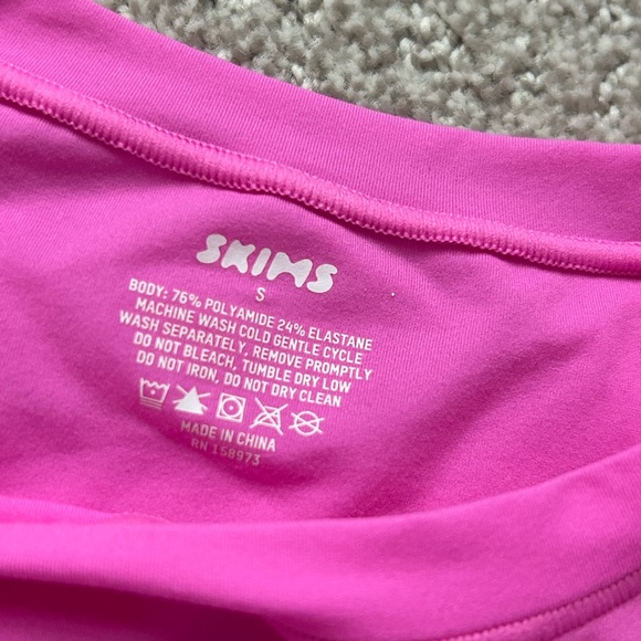 Skims Fits Everybody T-shirt Bodysuit - Picture 3 of 4